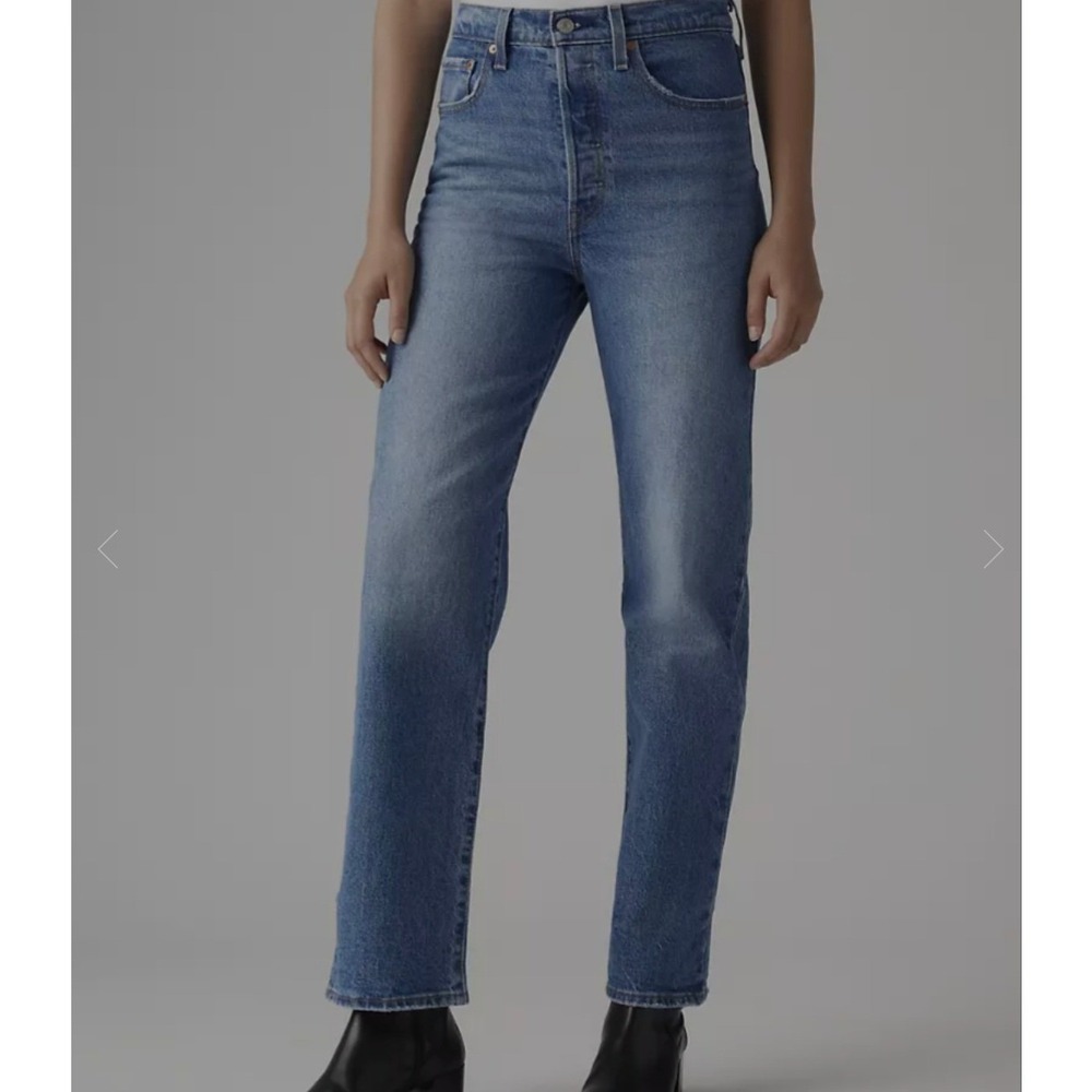 Levis Ribcage Straight Ultra High Rise Jeans Blue Denim Button Fly 27x27